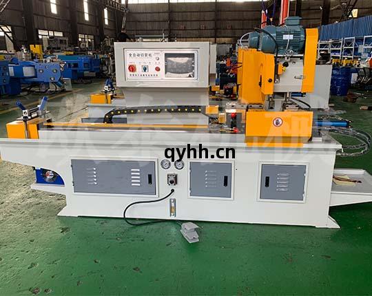 425伺服(fu)全(quan)自(zi)動(dong)切管(guan)機