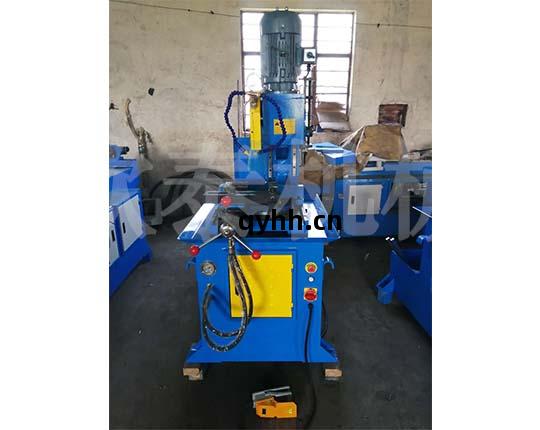 350半(ban)自(zi)動切(qie)管機