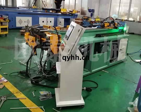 18CNC全(quan)自動(dong)數(shu)控彎管(guan)機