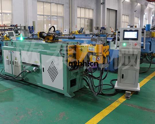 18CNC全(quan)自動(dong)數(shu)控彎管(guan)機