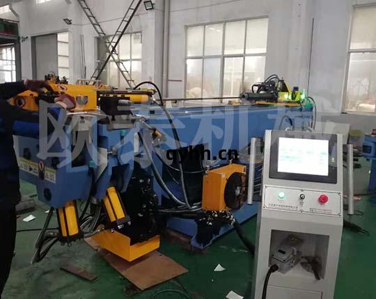 90CNC全自(zi)動數(shu)控彎管機